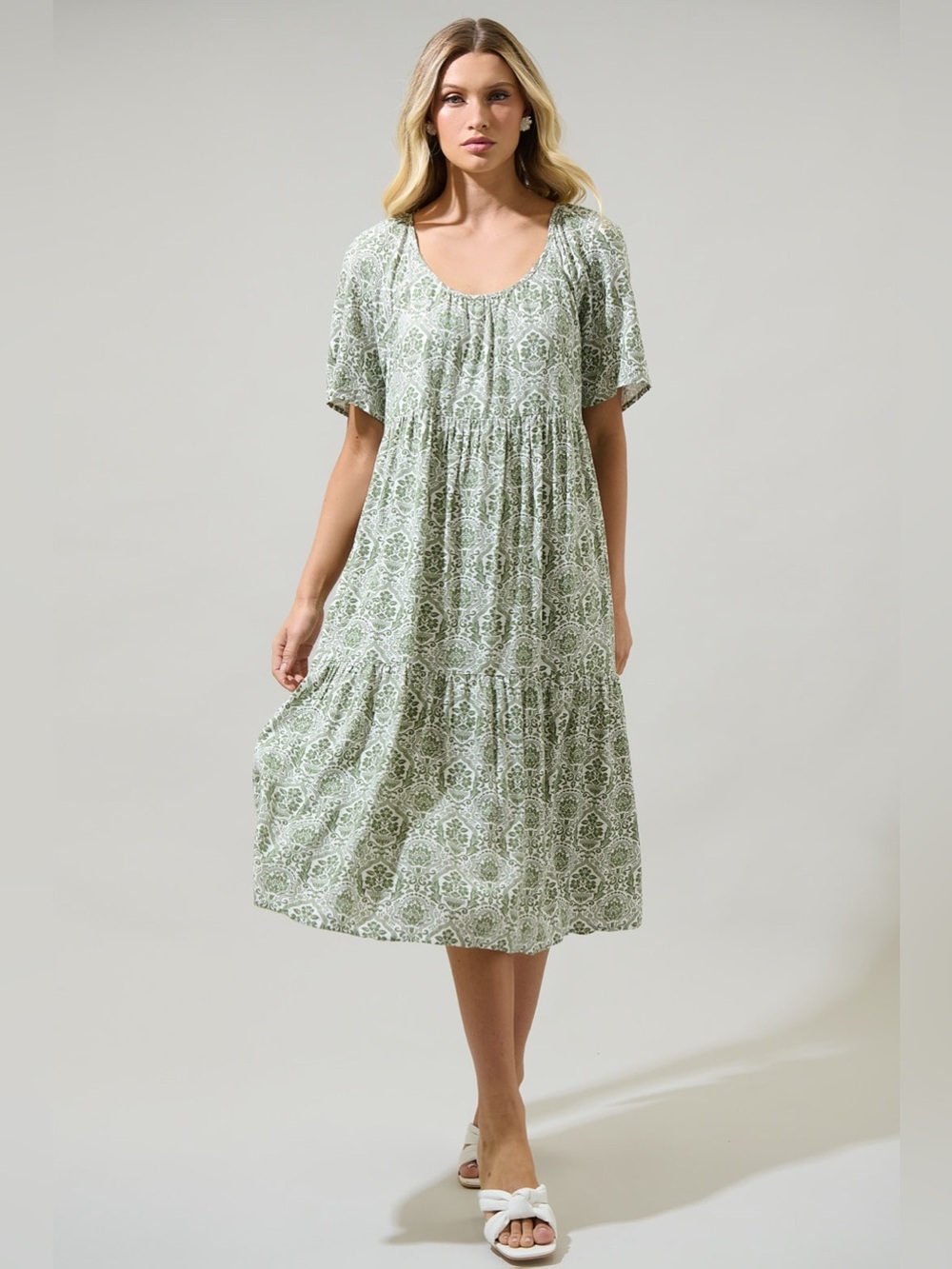 Sugarlips Estrada Floral Tiered Midi Dress